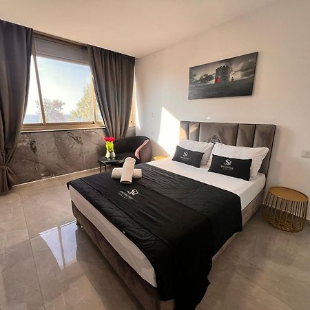 Elis Boutique Hotel Bat Yam Exterior foto