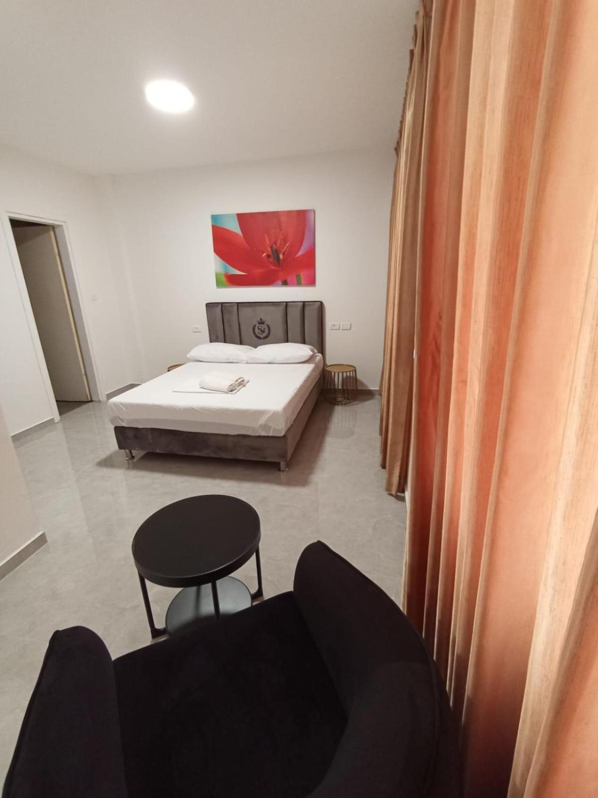 Elis Boutique Hotel Bat Yam Exterior foto