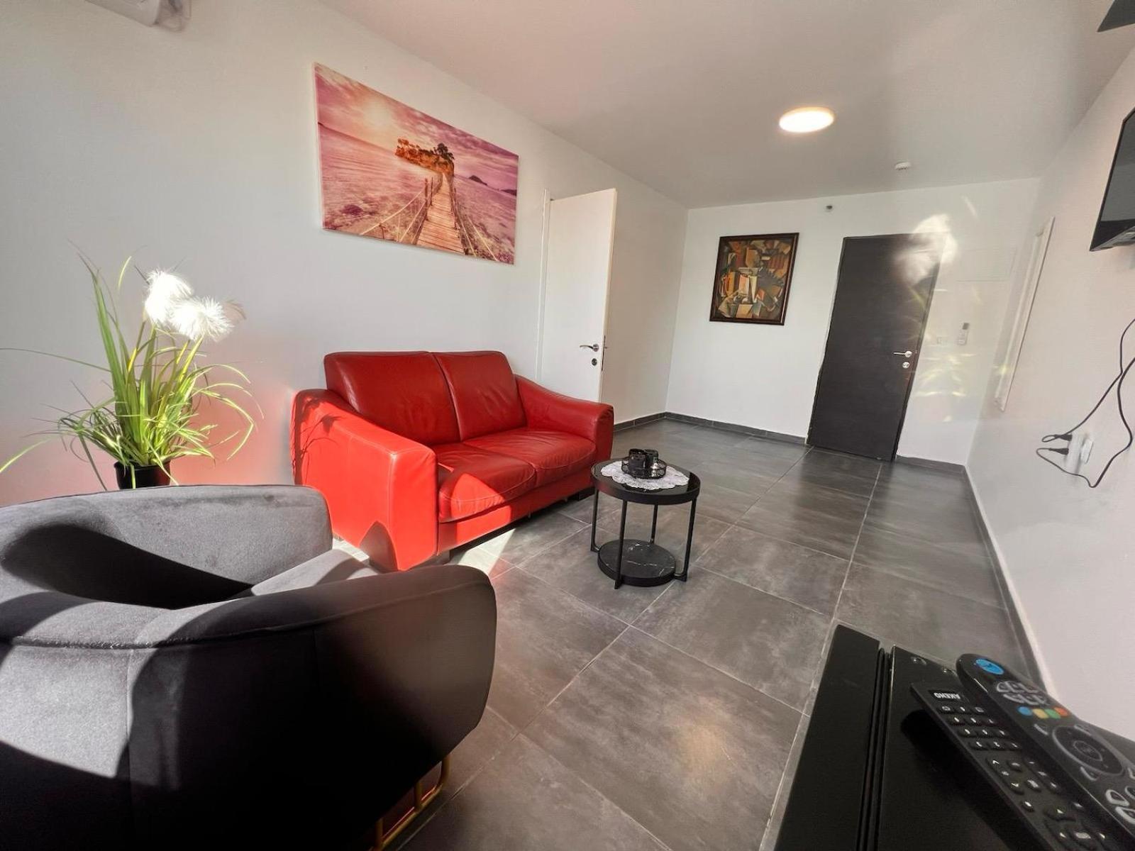 Elis Boutique Hotel Bat Yam Exterior foto