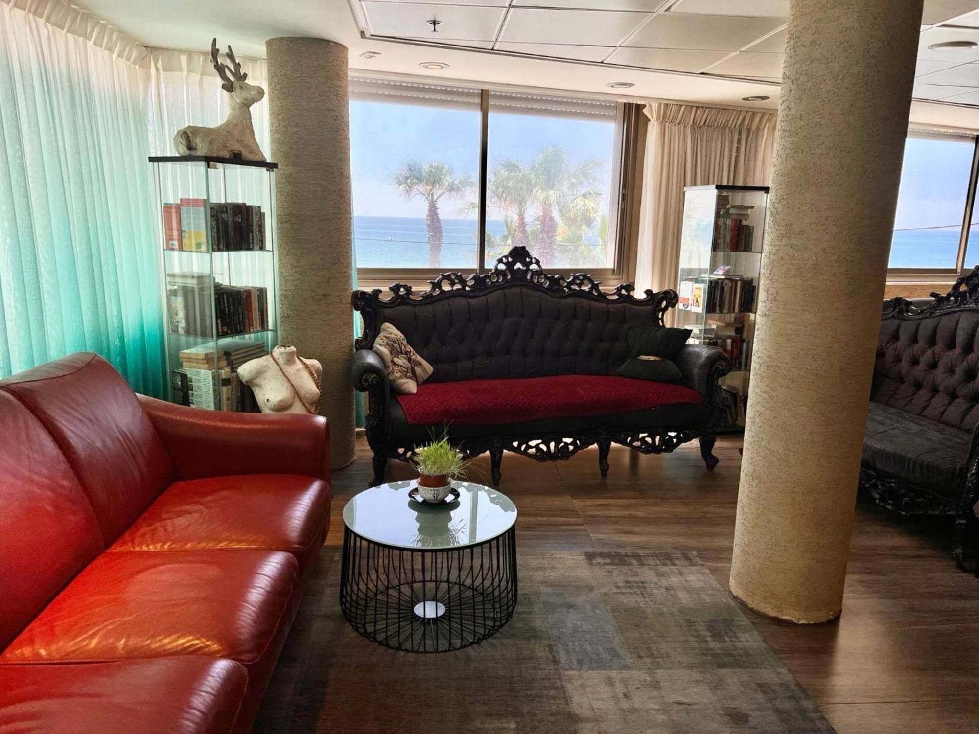 Elis Boutique Hotel Bat Yam Exterior foto