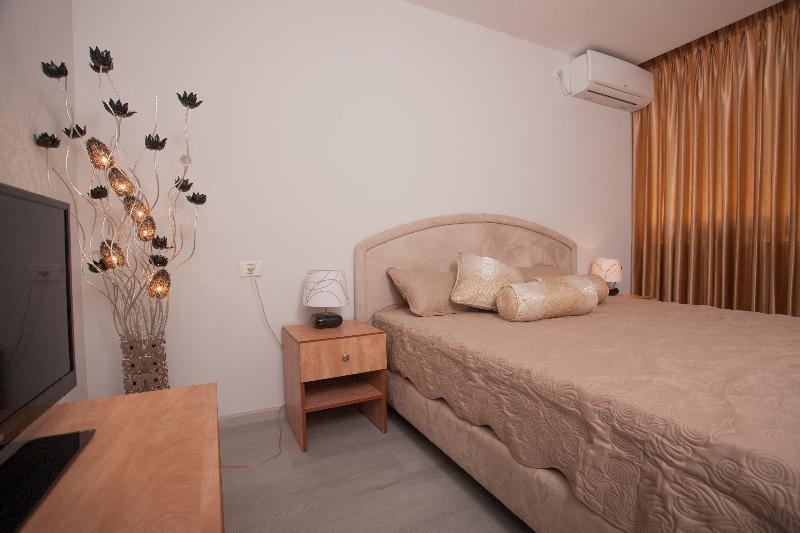 Elis Boutique Hotel Bat Yam Exterior foto