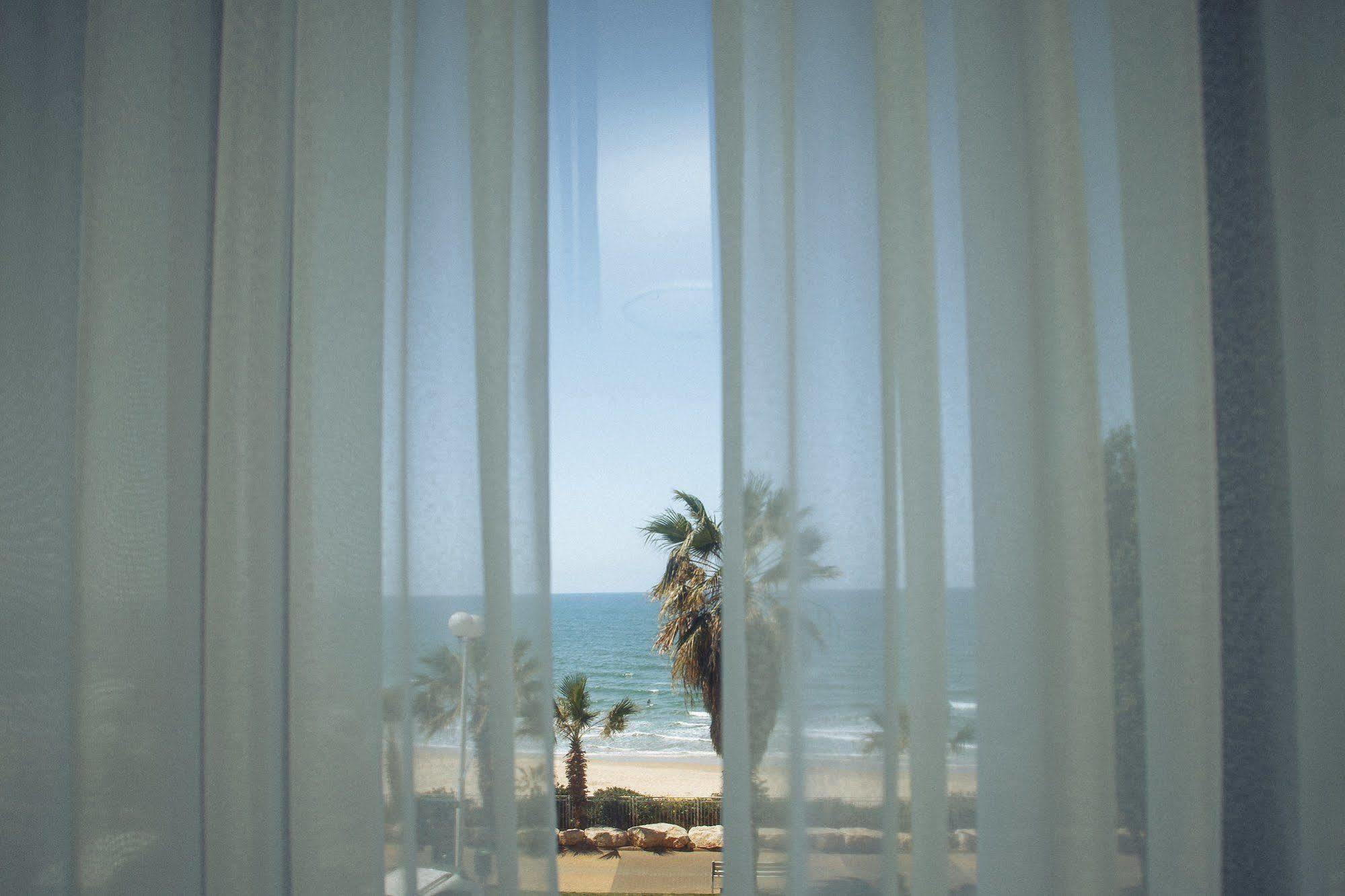 Elis Boutique Hotel Bat Yam Exterior foto