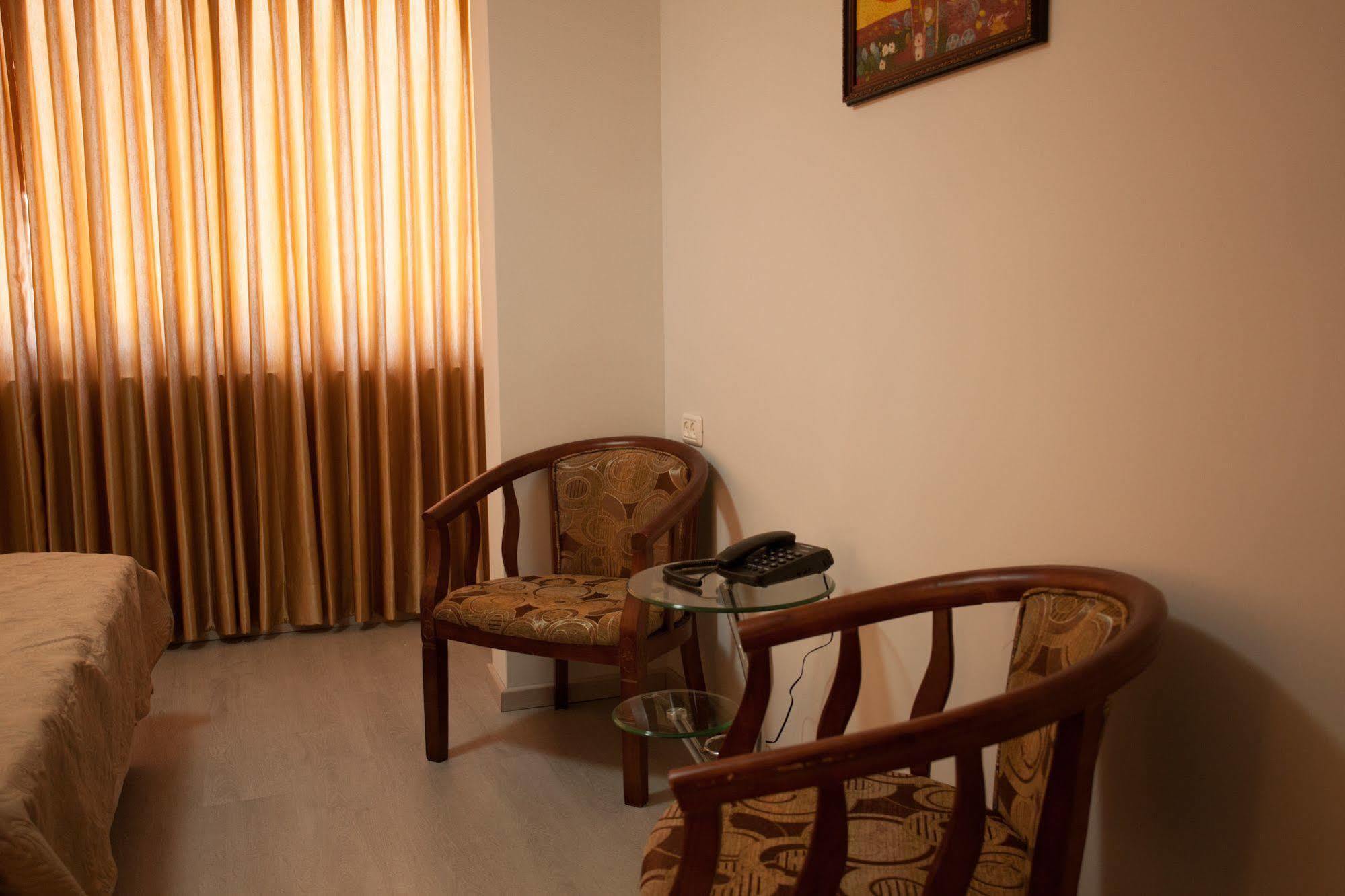 Elis Boutique Hotel Bat Yam Exterior foto